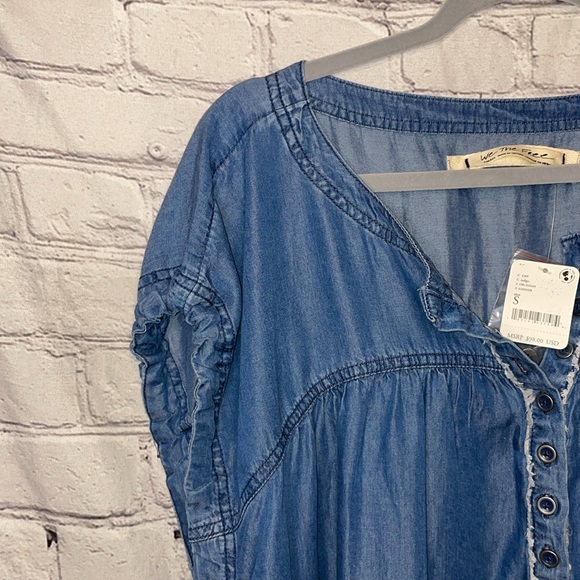 NWT We The Free Summer Love Top - Indigo - Size Small Oversized - Picture 9 of 17